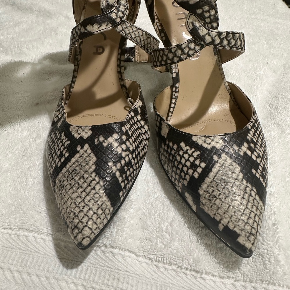 Elegant Black and Cream Heels with Ankle Strap